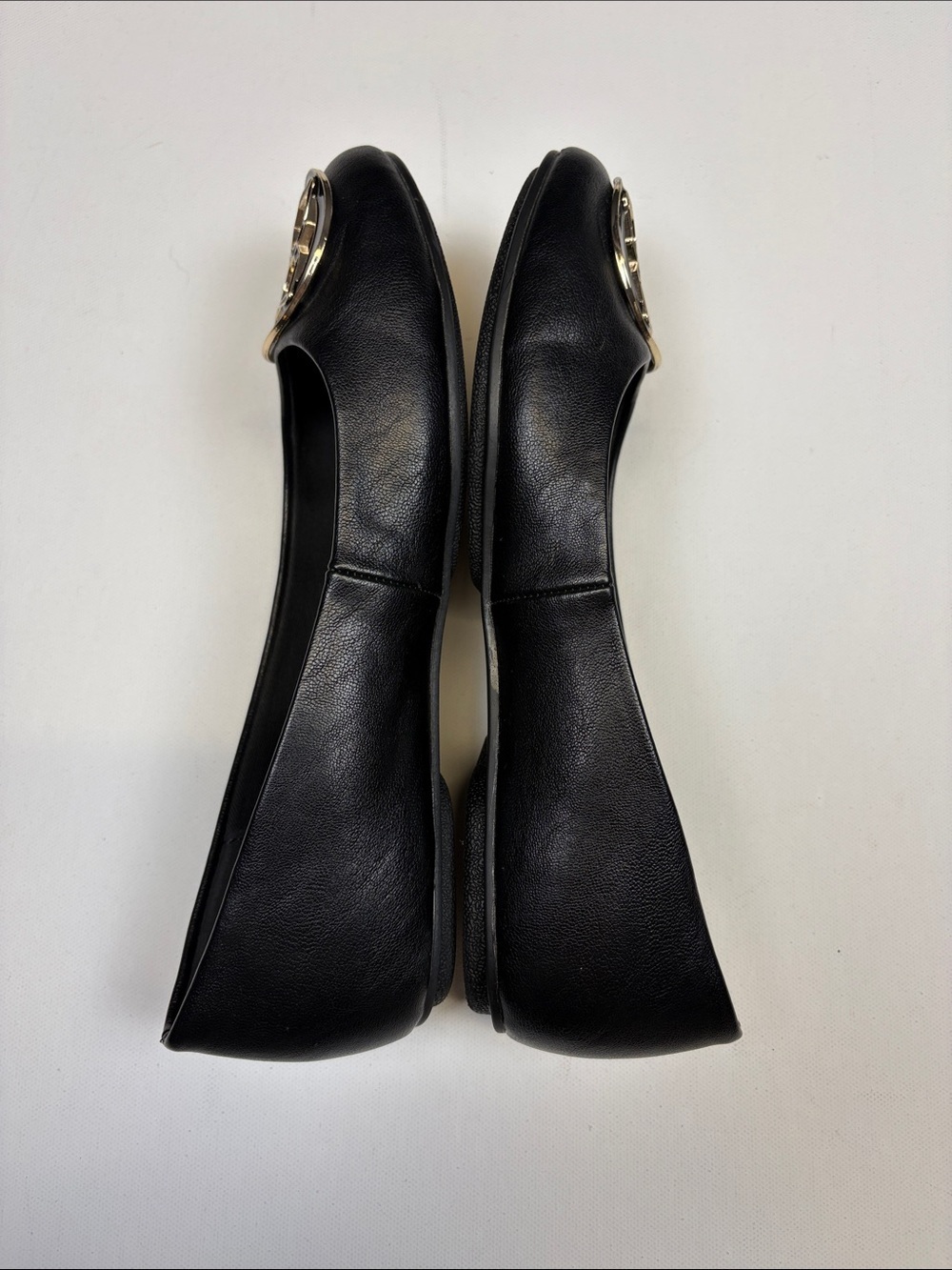 KELLY & KATIE HILIAH BLACK GOLD MEDALLION BALLET FLATS WOMEN SIZE 7 - Picture 5 of 7